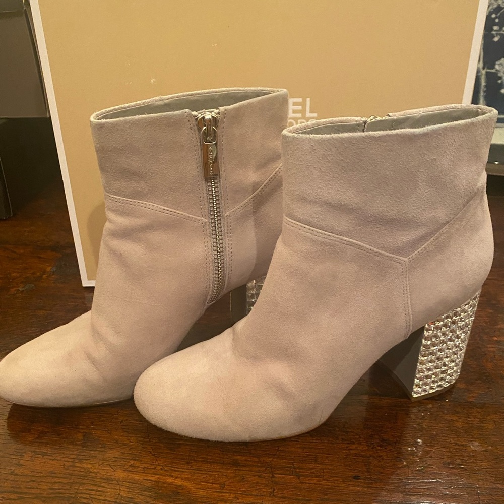 Michael Kors Arabella Pearl Gray suede boot with crystal studded heels - Picture 3 of 8